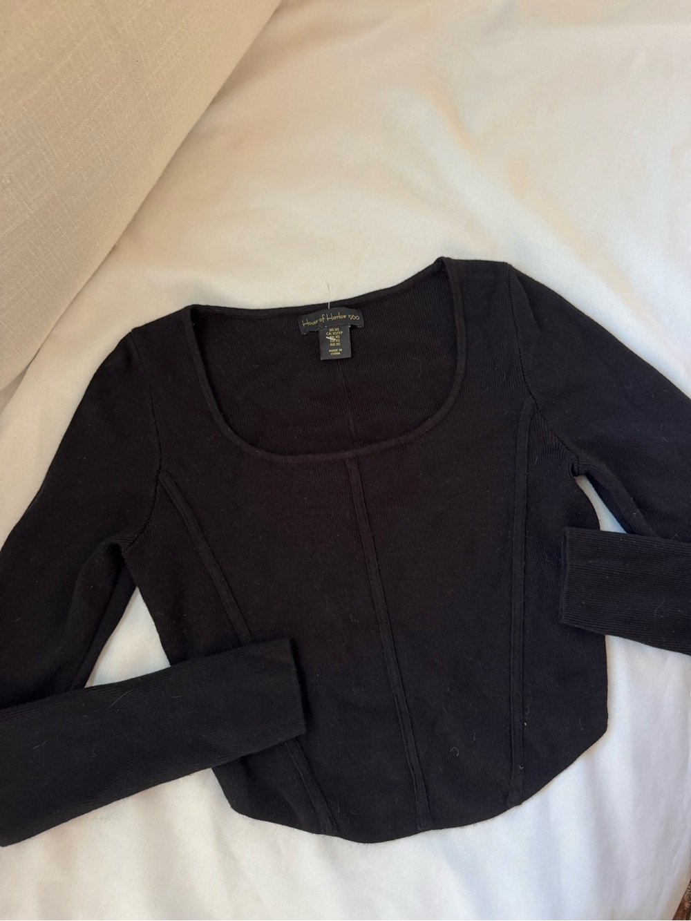 House of Harlow 1960 Black Long-Sleeve Square Neck Crop Top - Picture 4 of 5